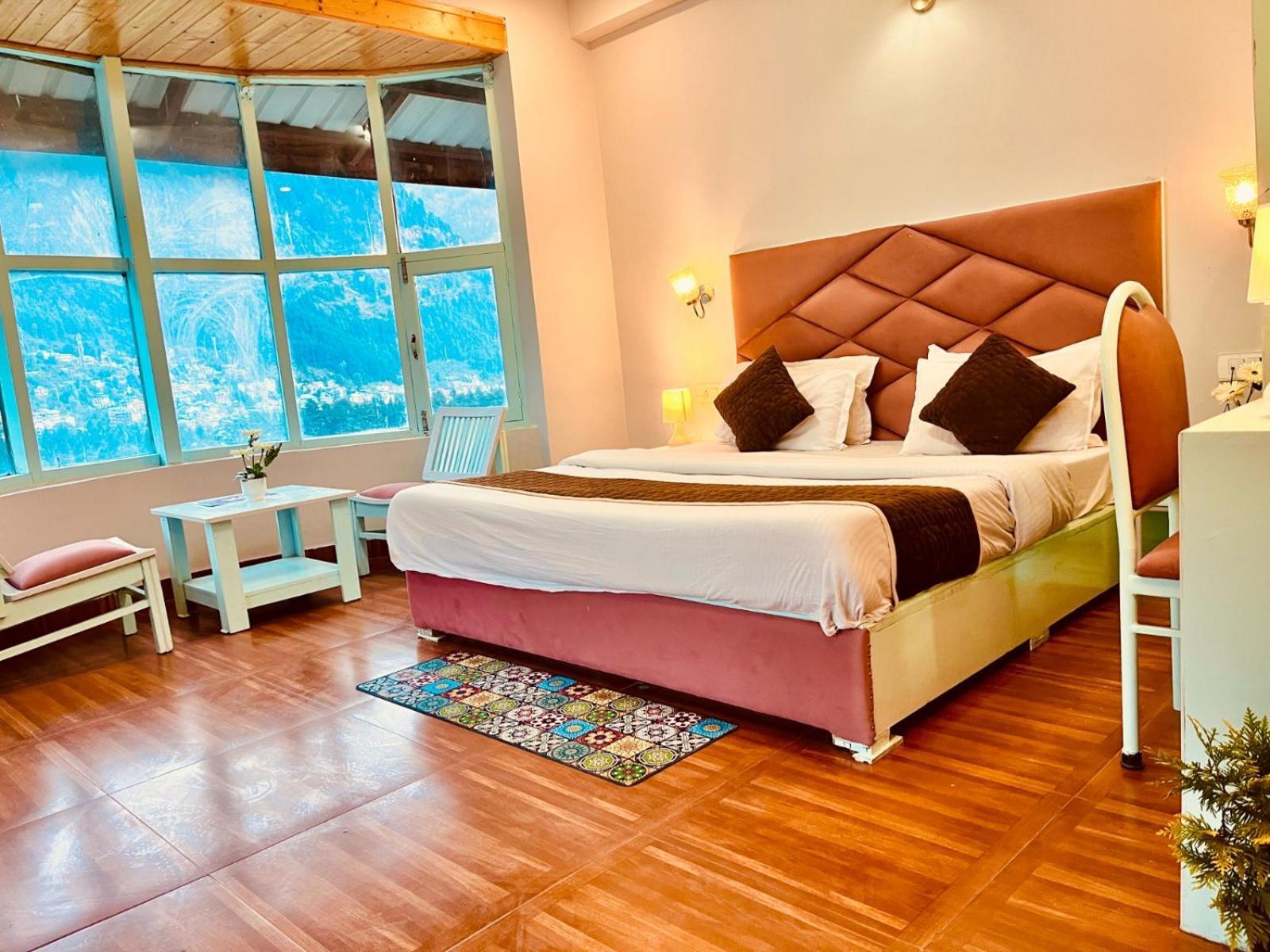 Hadimba Hill View By Hadimba Palace, Manali - Premium Room ! Family Hotel ! Parking ! Near Hadimba Temple Manāli Exterior foto