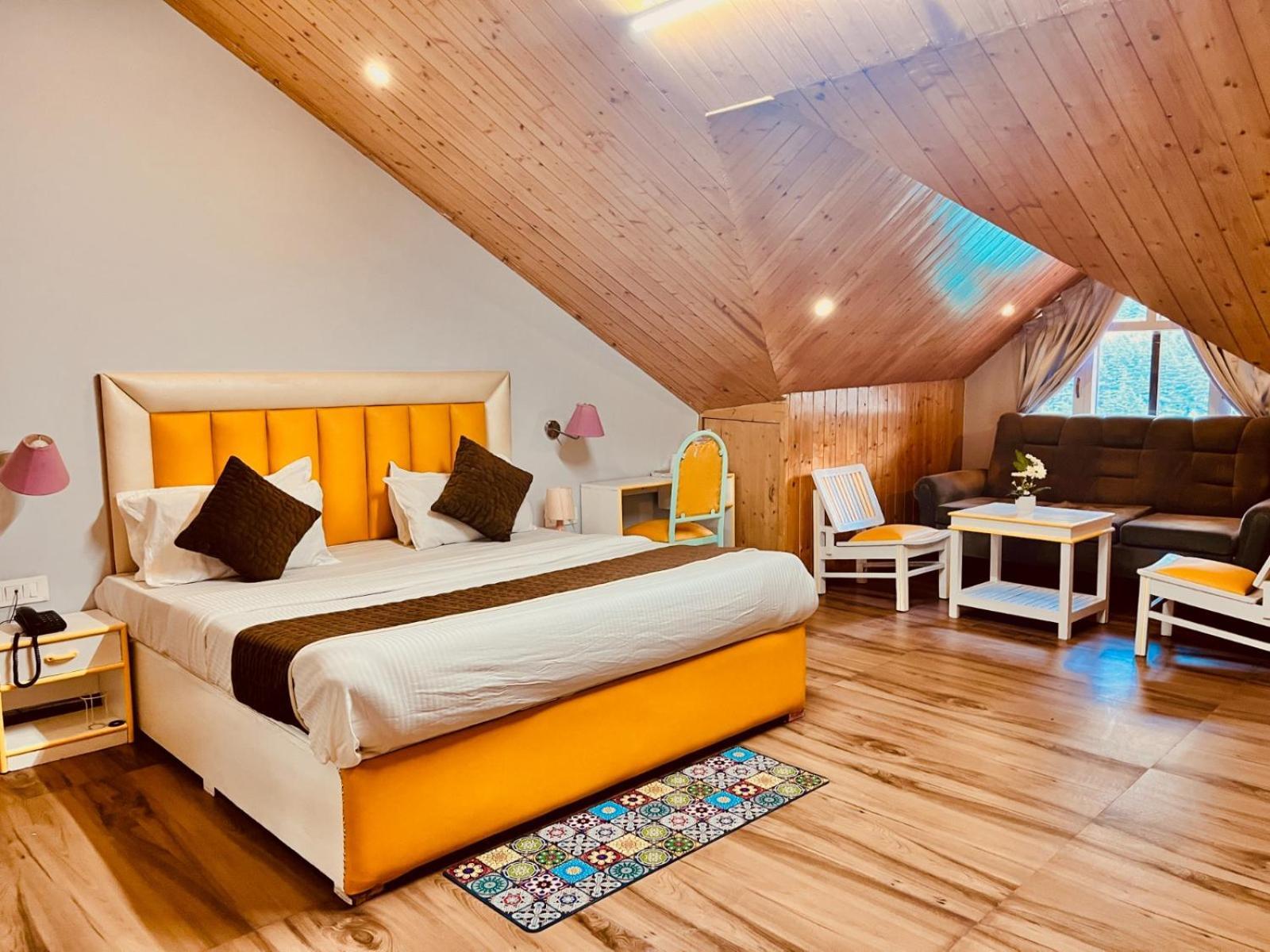 Hadimba Hill View By Hadimba Palace, Manali - Premium Room ! Family Hotel ! Parking ! Near Hadimba Temple Manāli Exterior foto